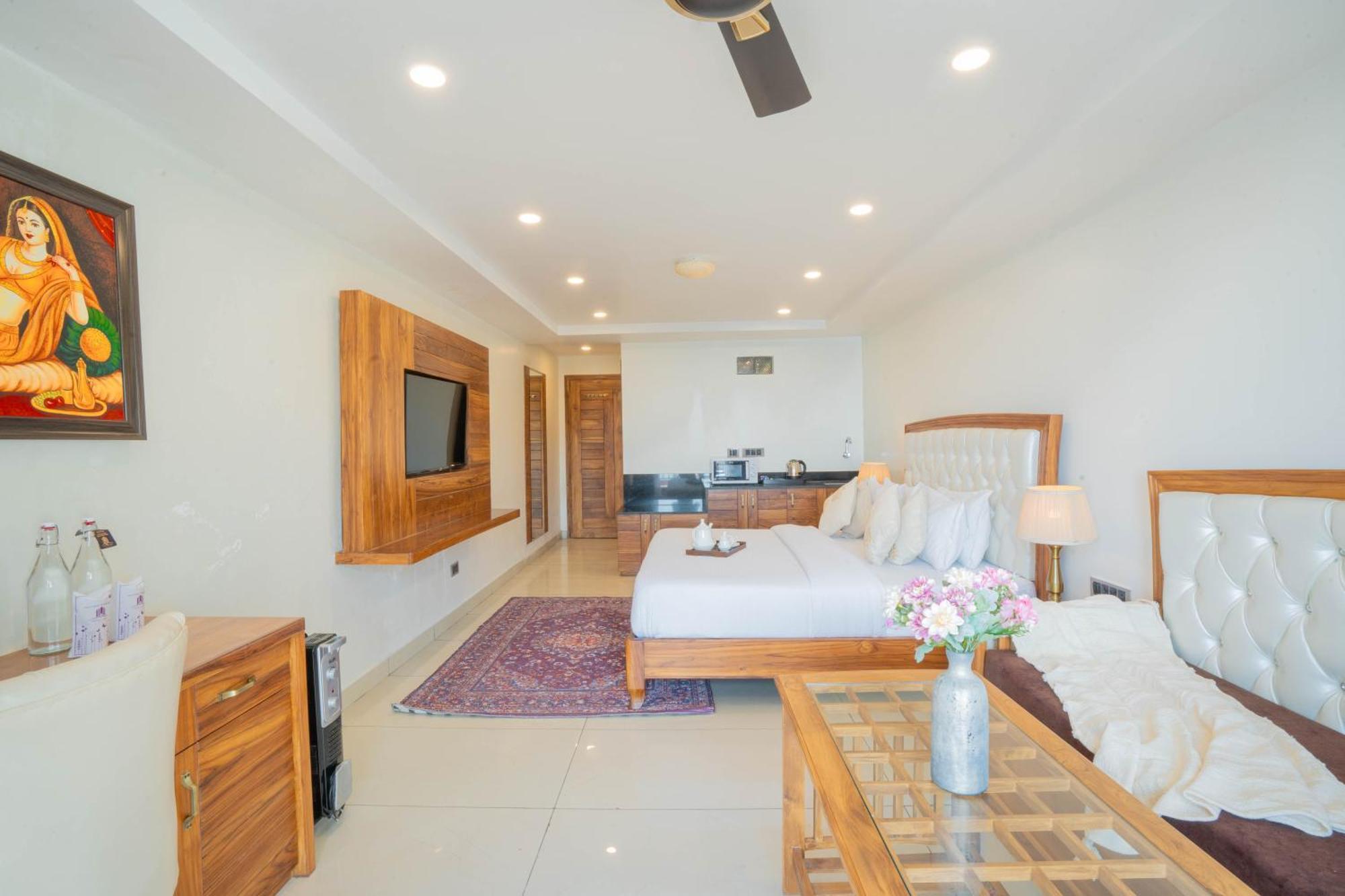 Perfectstayz Mokshada Suites Массури Экстерьер фото